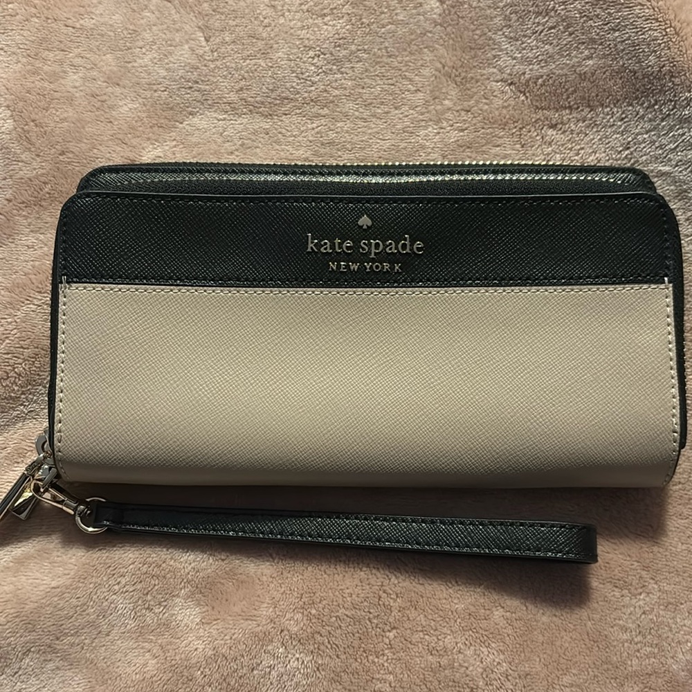 Kate Spade Large Wallet Wristlet